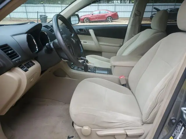 2010 TOYOTA HIGHLANDER