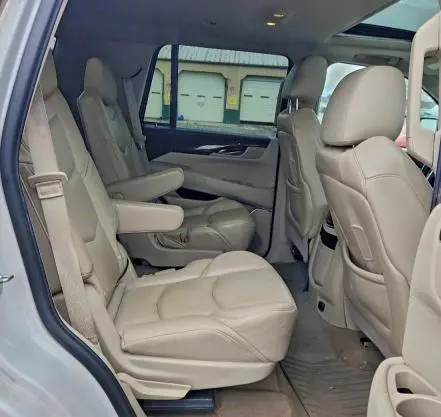 2018 CADILLAC ESCALADE LUXURY  