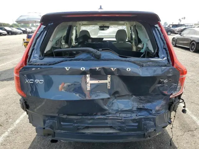 2021 VOLVO XC90 T6 MOMENTUM  
