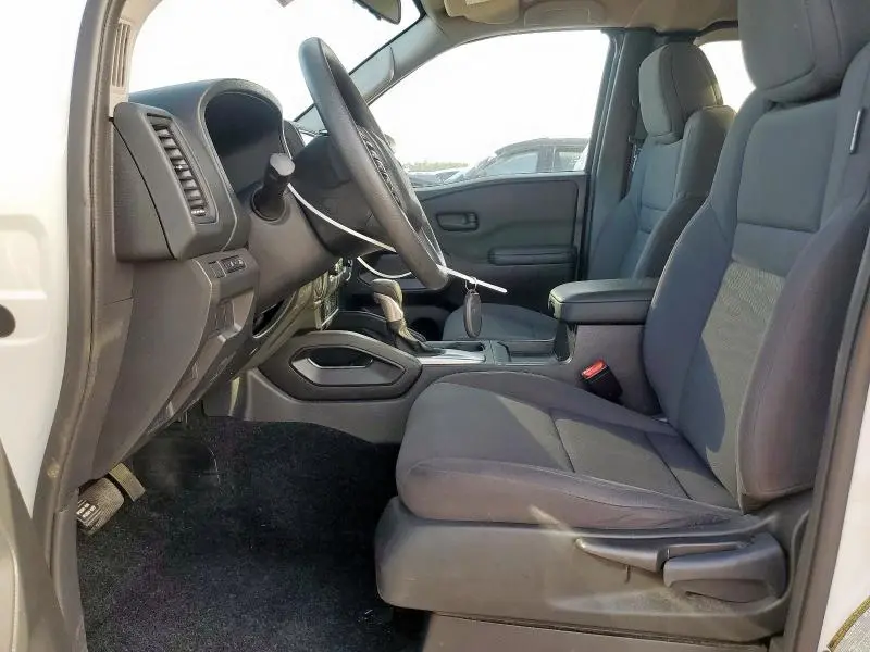 2024 NISSAN FRONTIER S  