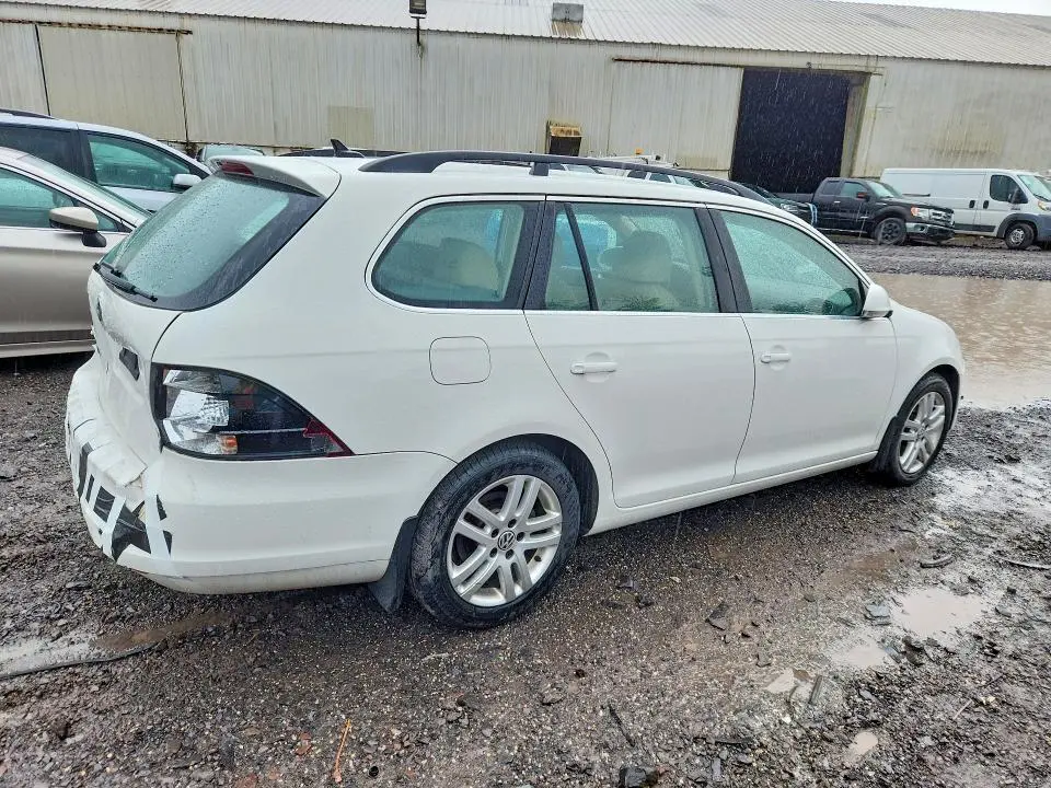 2011 VOLKSWAGEN JETTA TDI  