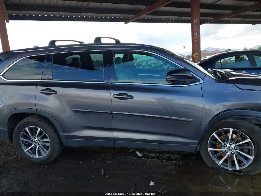 2019 TOYOTA HIGHLANDER XLE