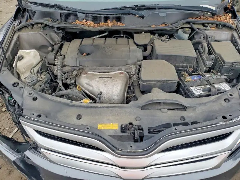 2015 TOYOTA VENZA LE  