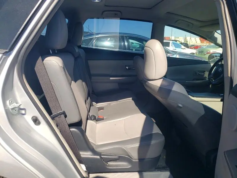 2015 TOYOTA PRIUS V FIVE  