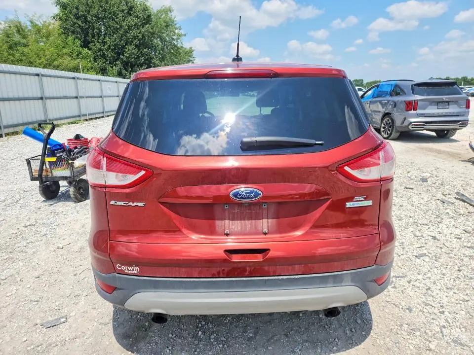 2016 FORD ESCAPE SE  