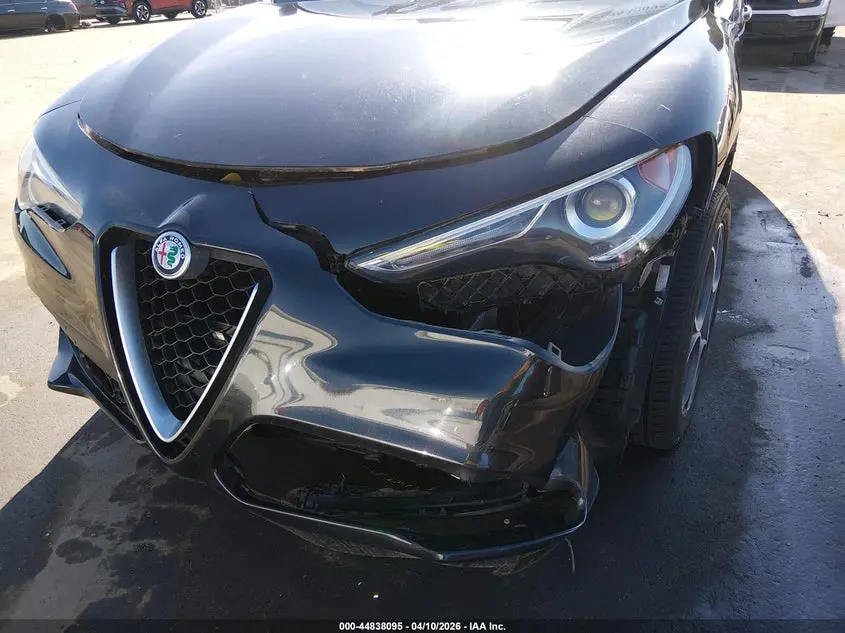 2018 ALFA ROMEO STELVIO SPORT AWD