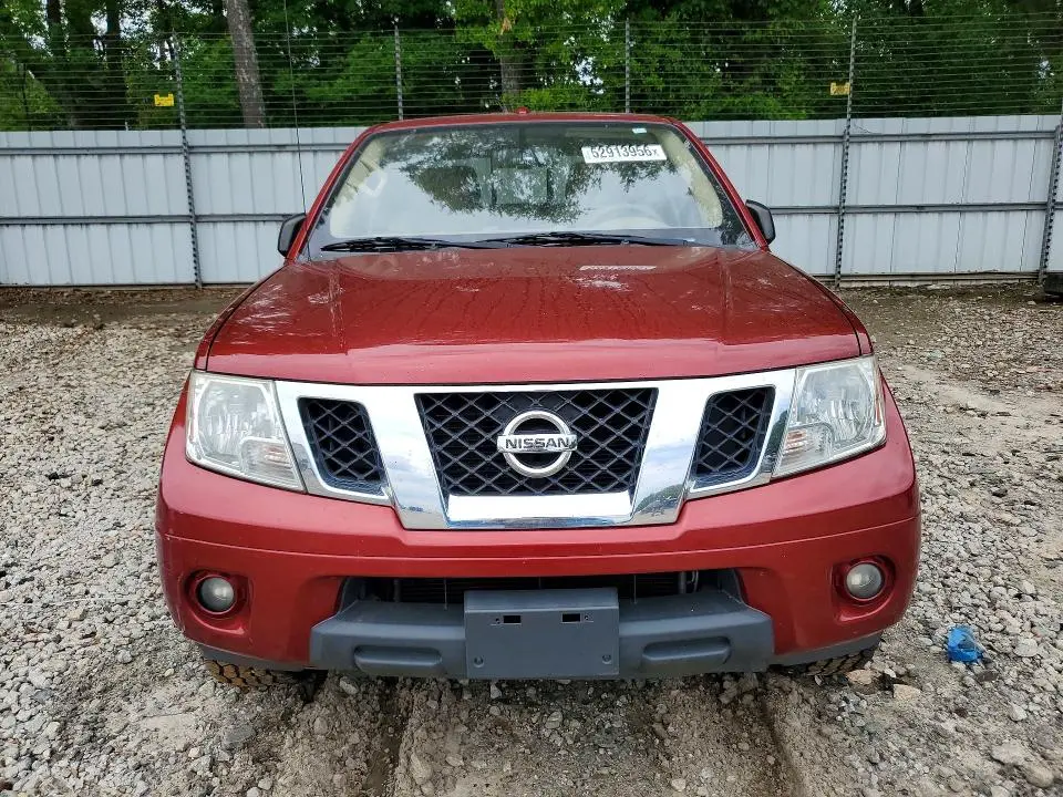 2017 NISSAN FRONTIER SV  