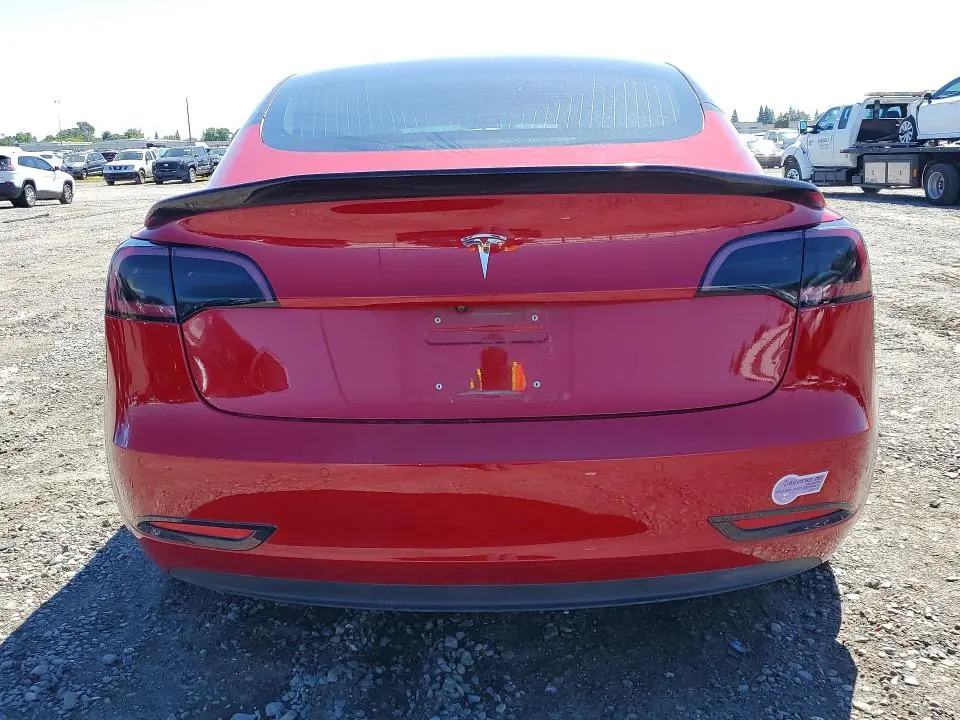 2018 TESLA MODEL 3   