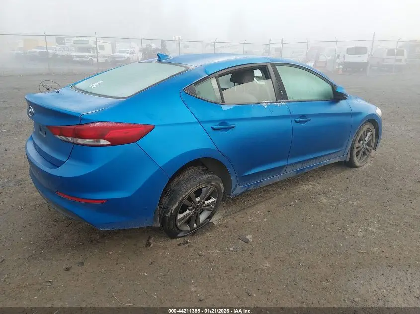 2017 HYUNDAI ELANTRA SE