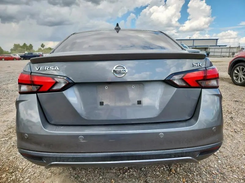 2020 NISSAN VERSA SR  