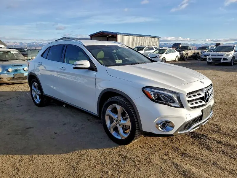 2020 MERCEDES-BENZ GLA 250 4MATIC  