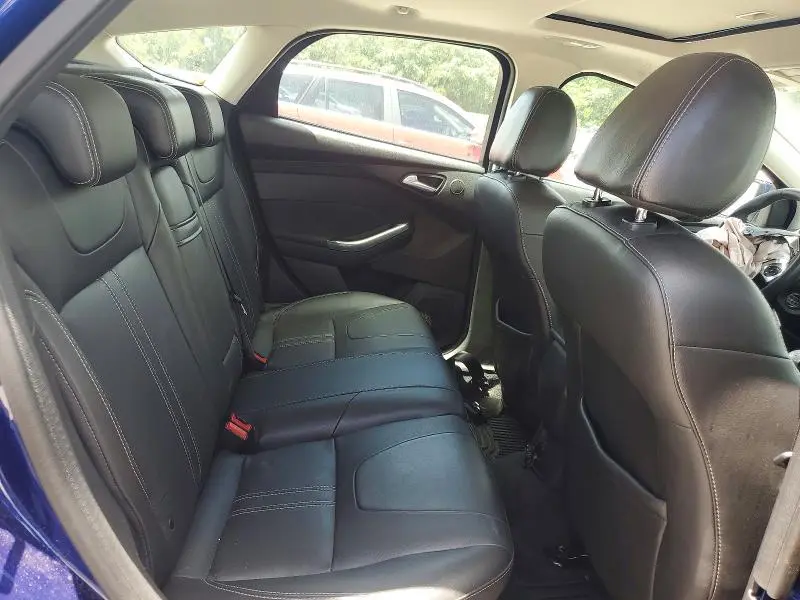 2012 FORD FOCUS TITANIUM  