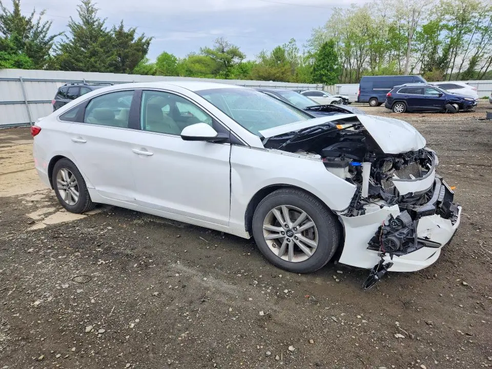 2017 HYUNDAI SONATA SE  