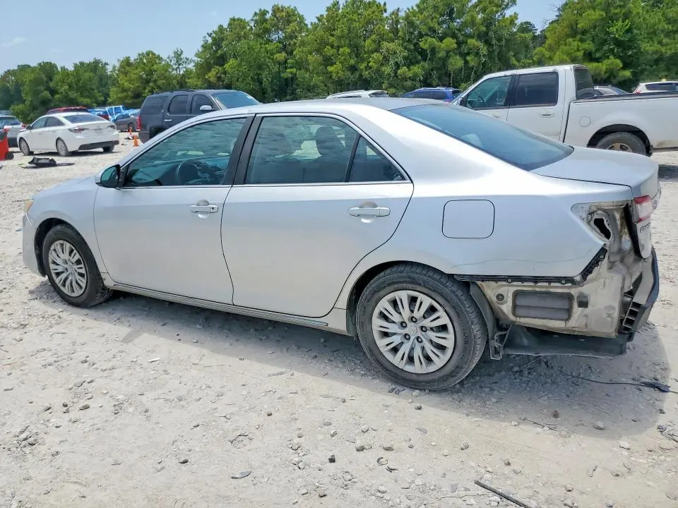 2013 TOYOTA CAMRY LE  