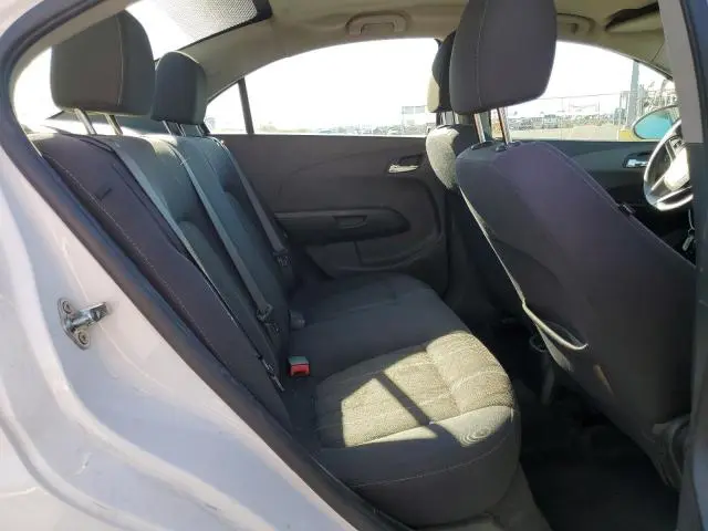 2015 CHEVROLET SONIC LT  