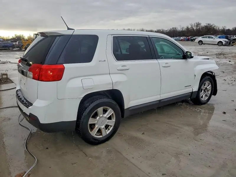 2013 GMC TERRAIN SLE  