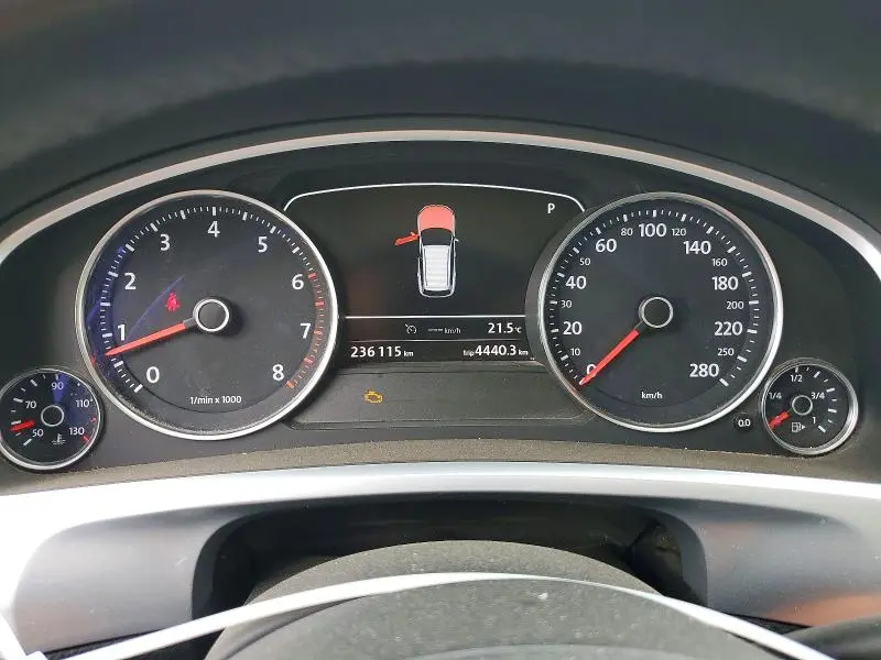 2014 VOLKSWAGEN TOUAREG TDI  