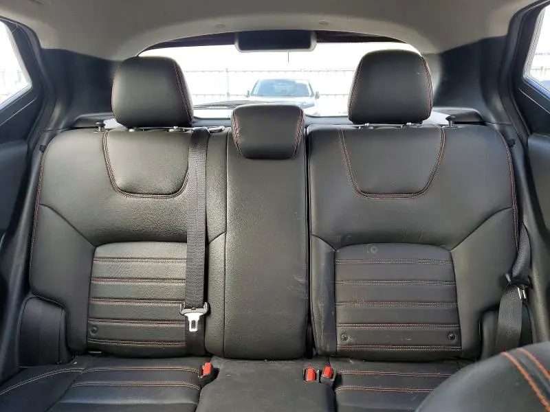 2018 NISSAN KICKS S  