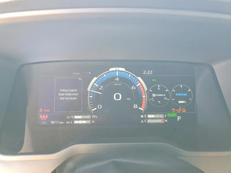 2025 TOYOTA TUNDRA CREWMAX LIMITED  