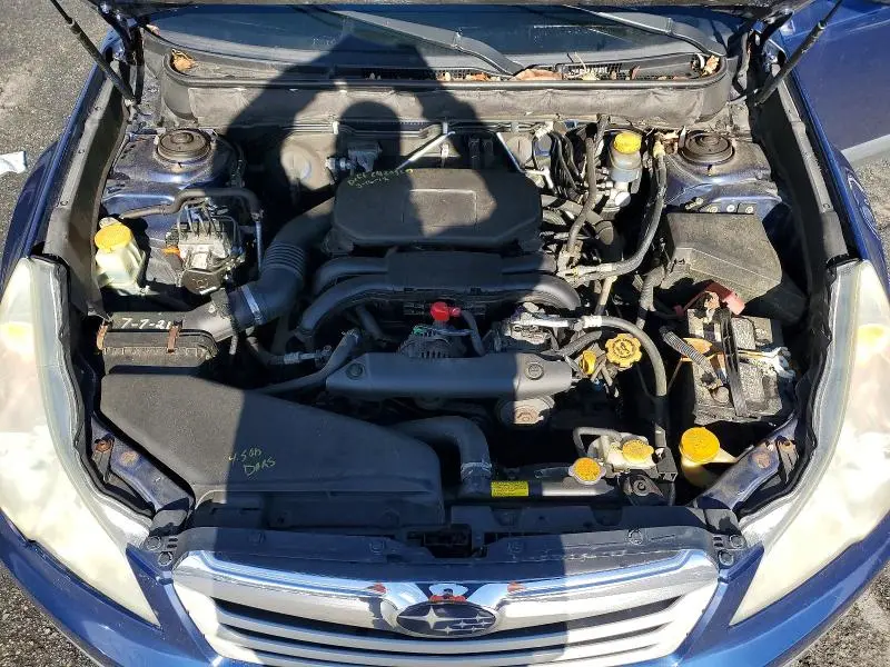 2010 SUBARU OUTBACK 2.5I PREMIUM  