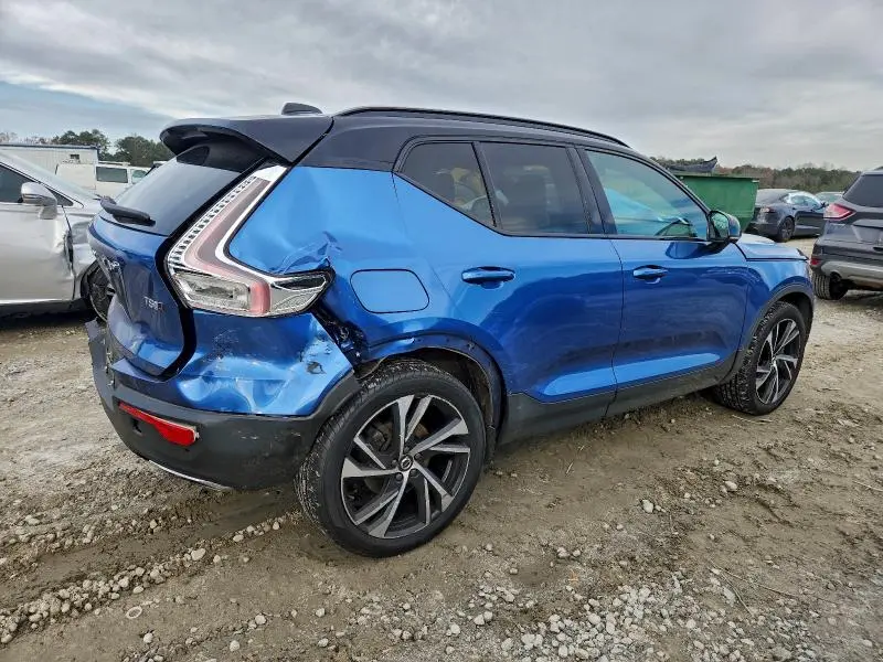 2019 VOLVO XC40 T5 R-DESIGN  