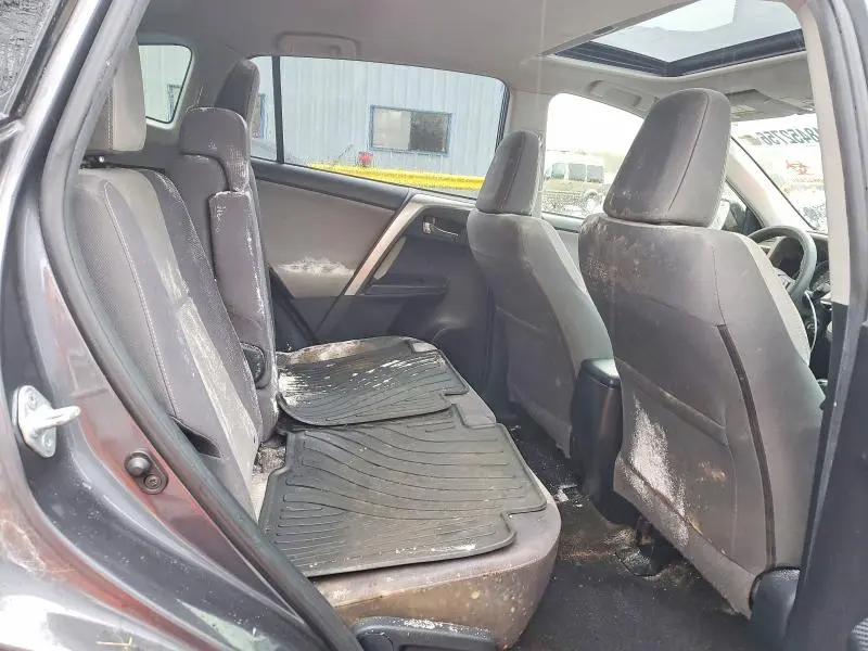 2014 TOYOTA RAV4 XLE  