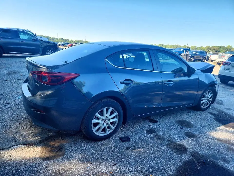 2015 MAZDA 3 TOURING  