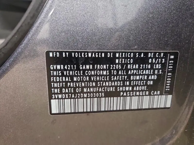 2013 VOLKSWAGEN JETTA SE  