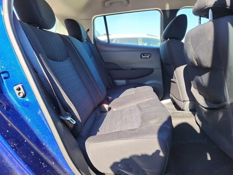 2019 NISSAN LEAF SV  