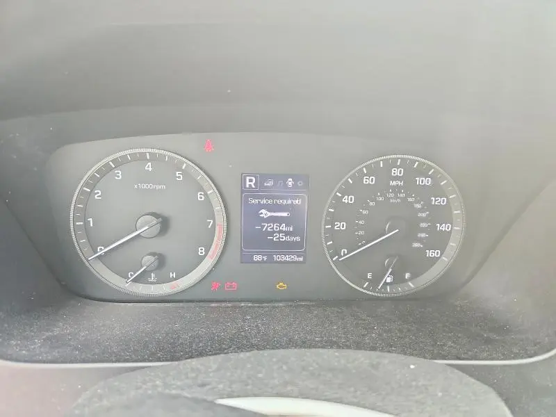 2017 HYUNDAI SONATA SE  
