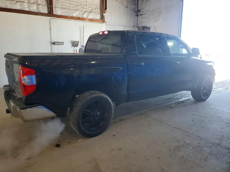 2018 TOYOTA TUNDRA SR5  