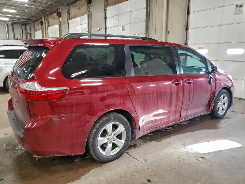 2015 TOYOTA SIENNA LE  