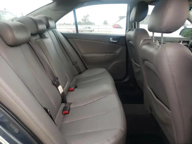 2010 HYUNDAI SONATA SE  