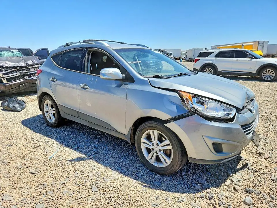 2012 HYUNDAI TUCSON GLS  