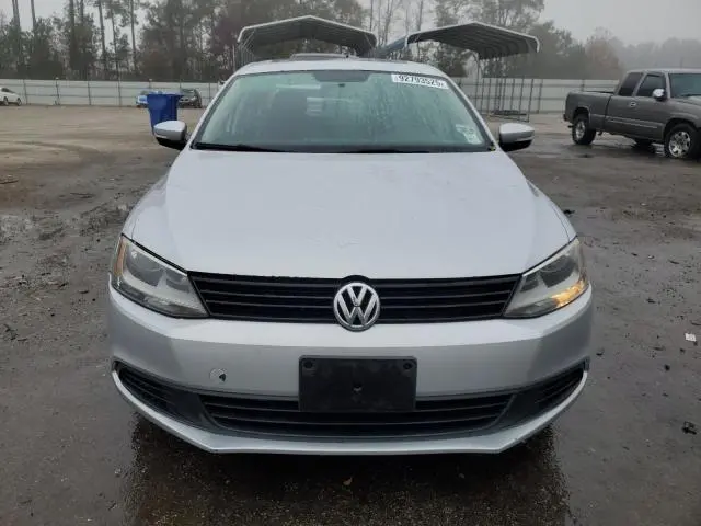 2012 VOLKSWAGEN JETTA SE  