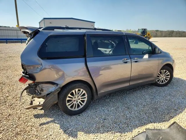 2017 TOYOTA SIENNA XLE 8-PASSENGER  