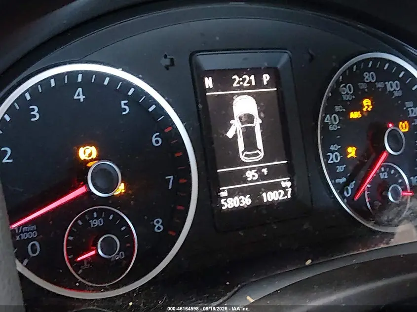 2015 VOLKSWAGEN TIGUAN S