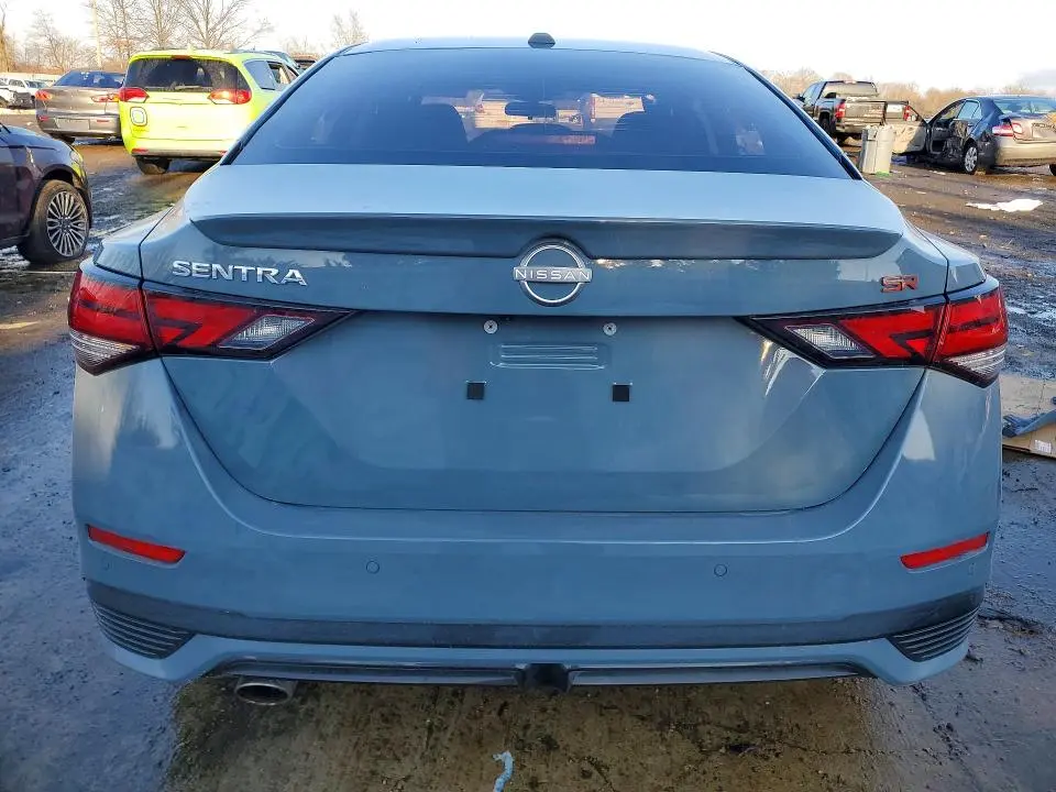 2024 NISSAN SENTRA SR  