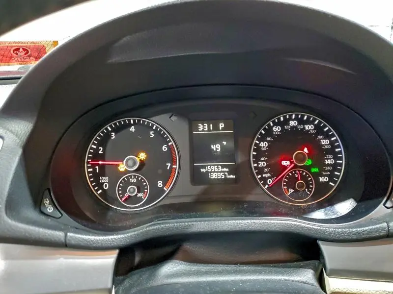 2015 VOLKSWAGEN PASSAT S  