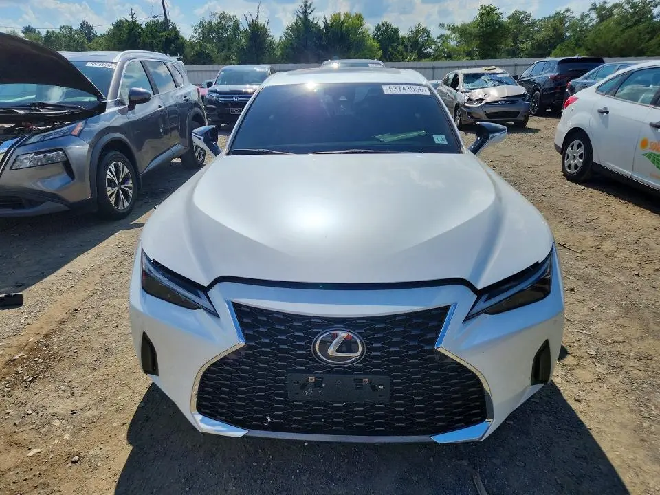 2023 LEXUS IS 300  
