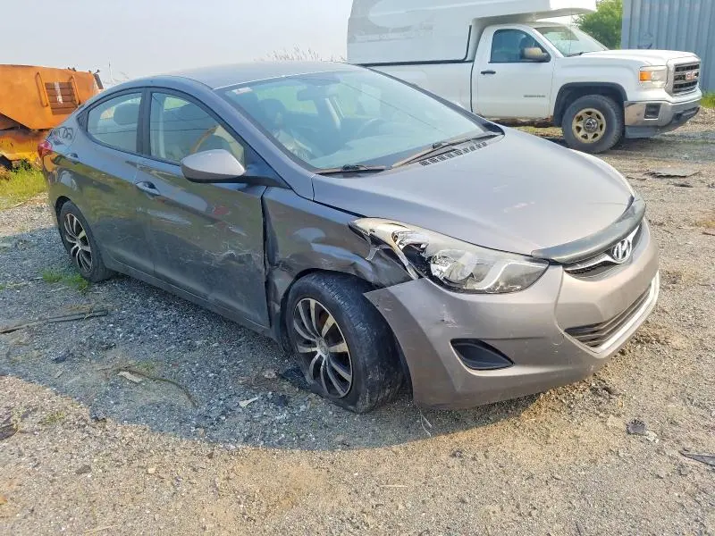 2013 HYUNDAI ELANTRA GL  