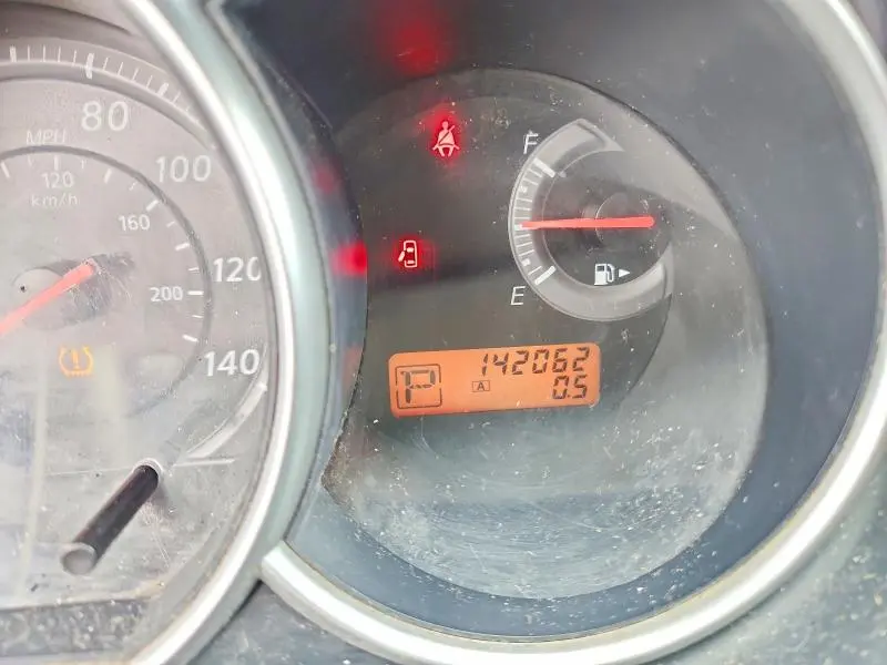 2010 NISSAN VERSA 1.8 S  