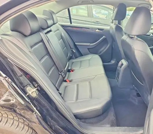 2017 VOLKSWAGEN JETTA SEL  