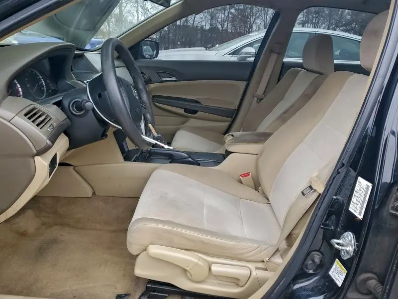 2010 HONDA ACCORD LX  