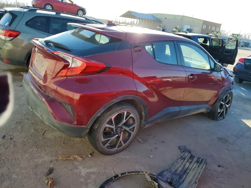 2018 TOYOTA C-HR XLE  