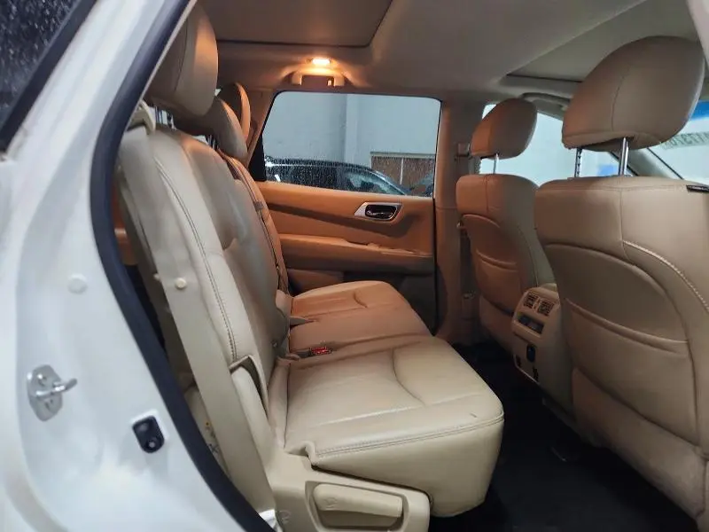 2016 NISSAN PATHFINDER PLATINUM  