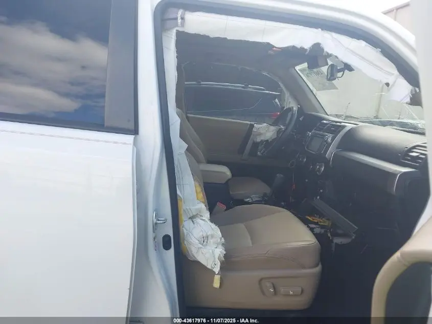 2019 TOYOTA 4RUNNER SR5 PREMIUM