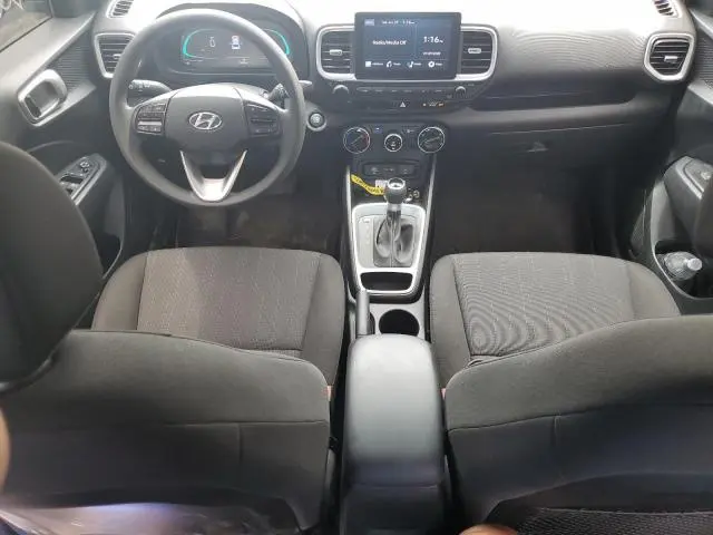 2024 HYUNDAI VENUE SE  