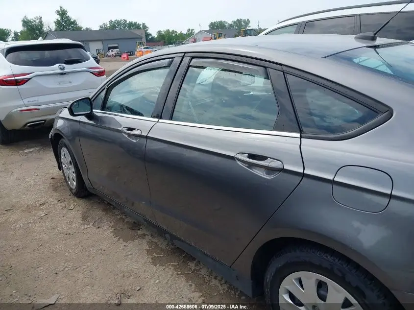 2013 FORD FUSION S