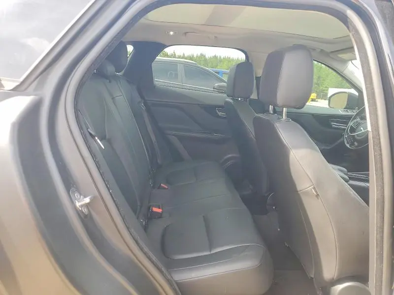2018 JAGUAR F-PACE PREMIUM  